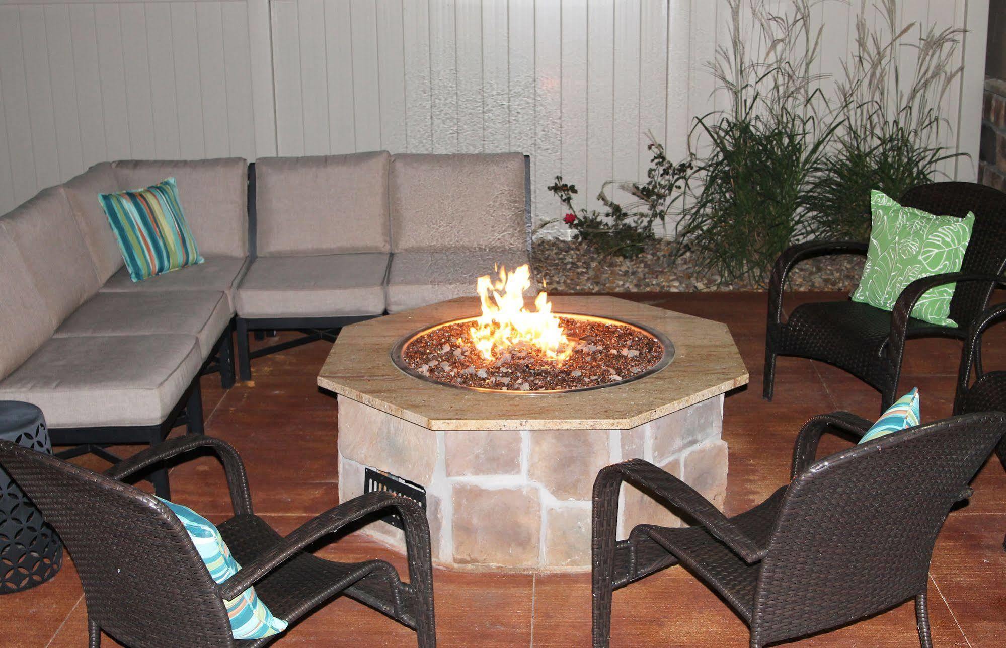 Cobblestone Inn & Suites Fort Madison Esterno foto