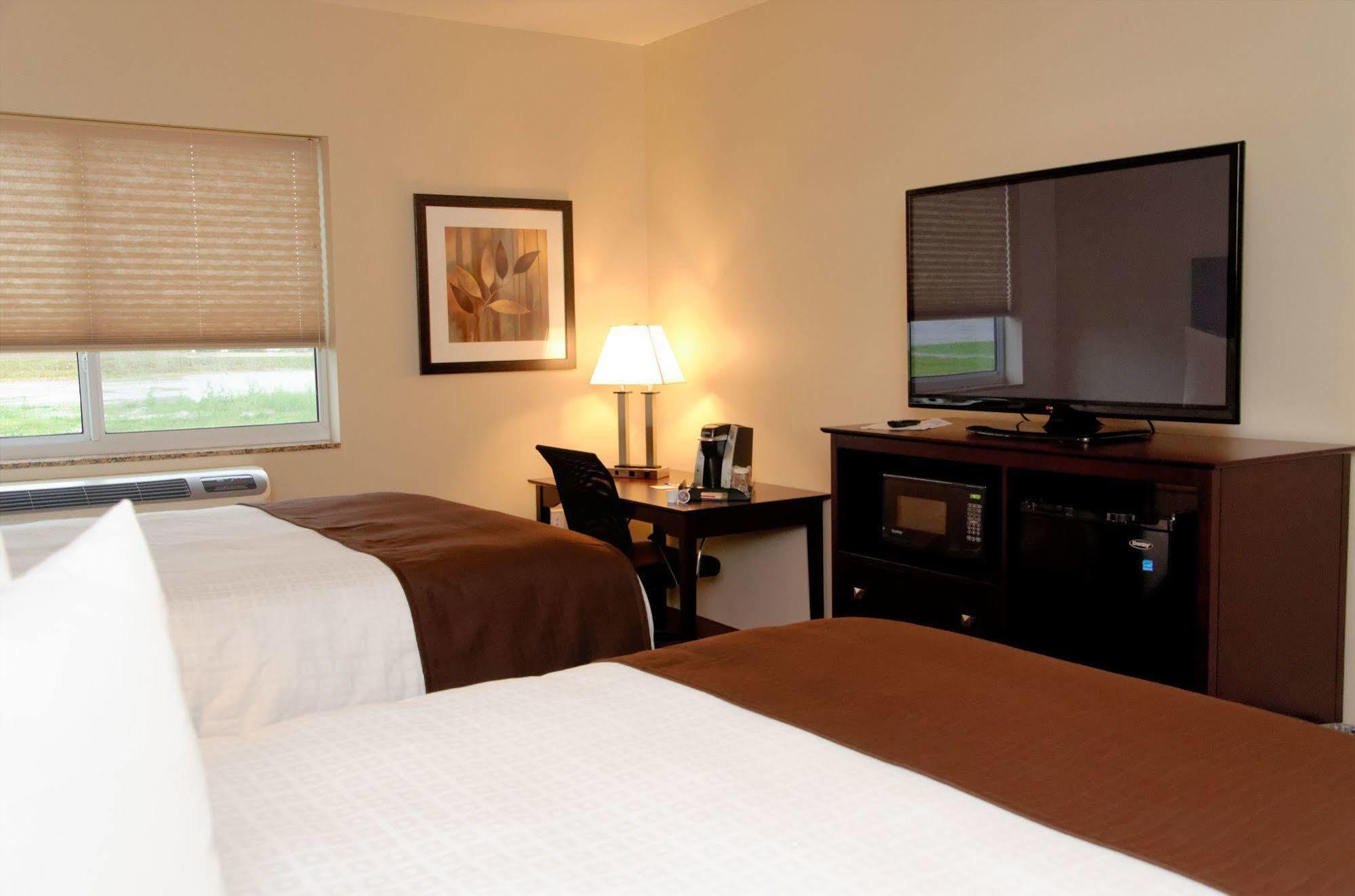 Cobblestone Inn & Suites Fort Madison Esterno foto
