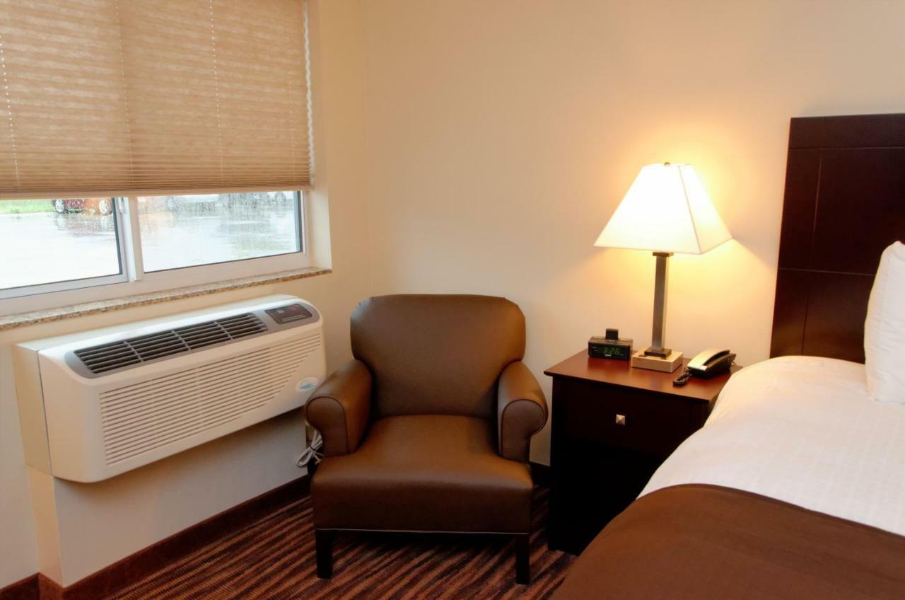 Cobblestone Inn & Suites Fort Madison Esterno foto