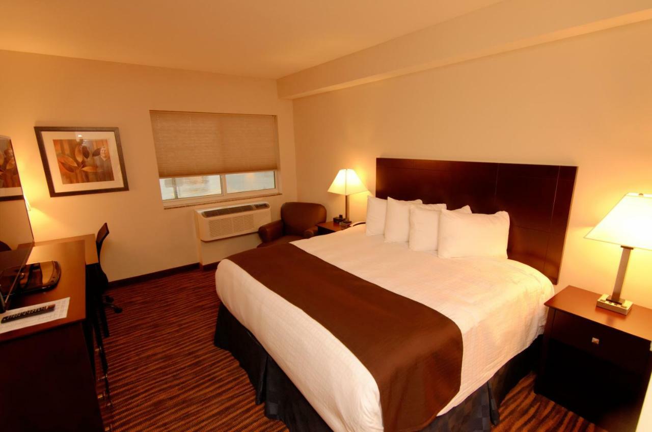 Cobblestone Inn & Suites Fort Madison Esterno foto