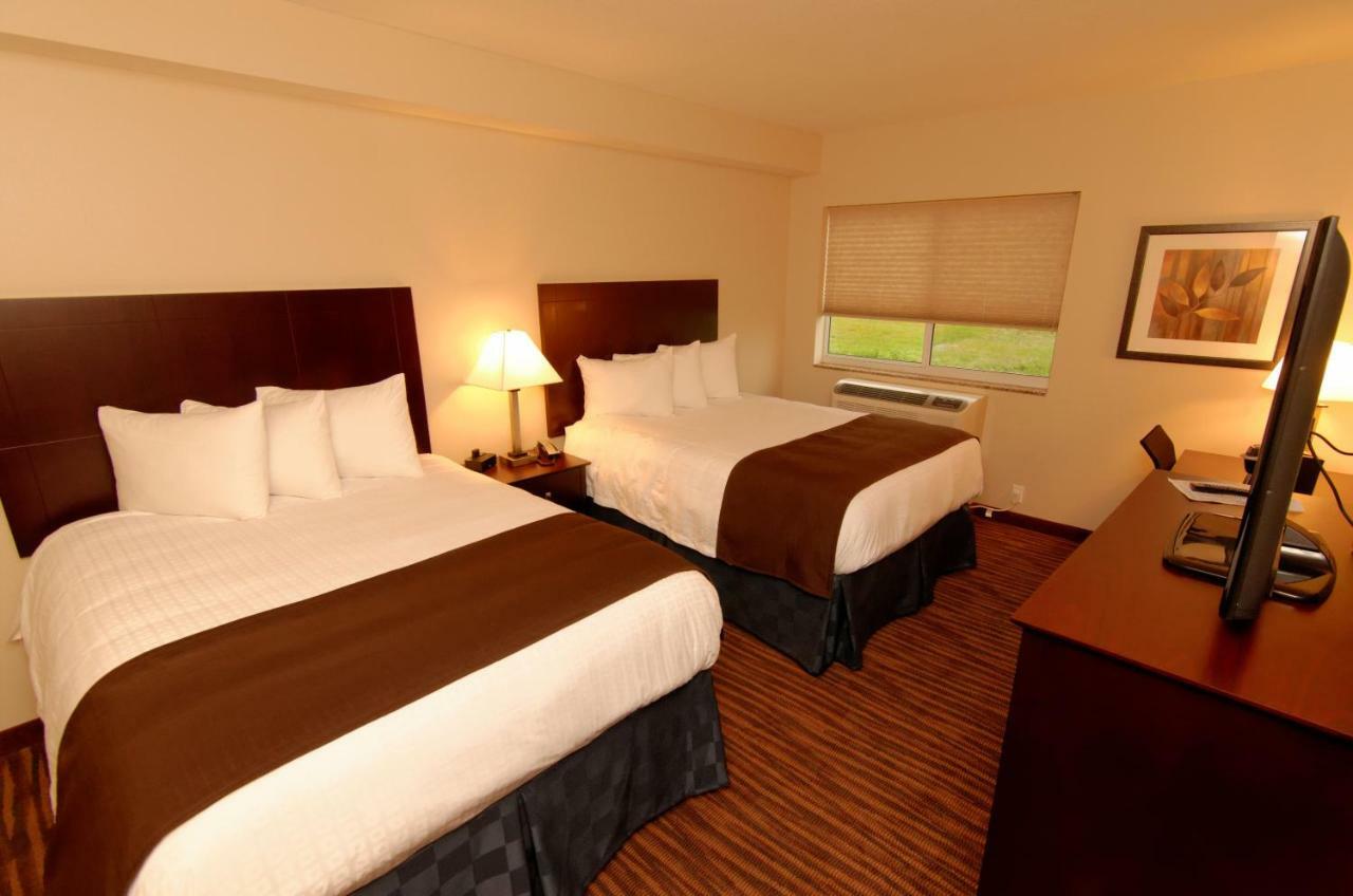 Cobblestone Inn & Suites Fort Madison Esterno foto